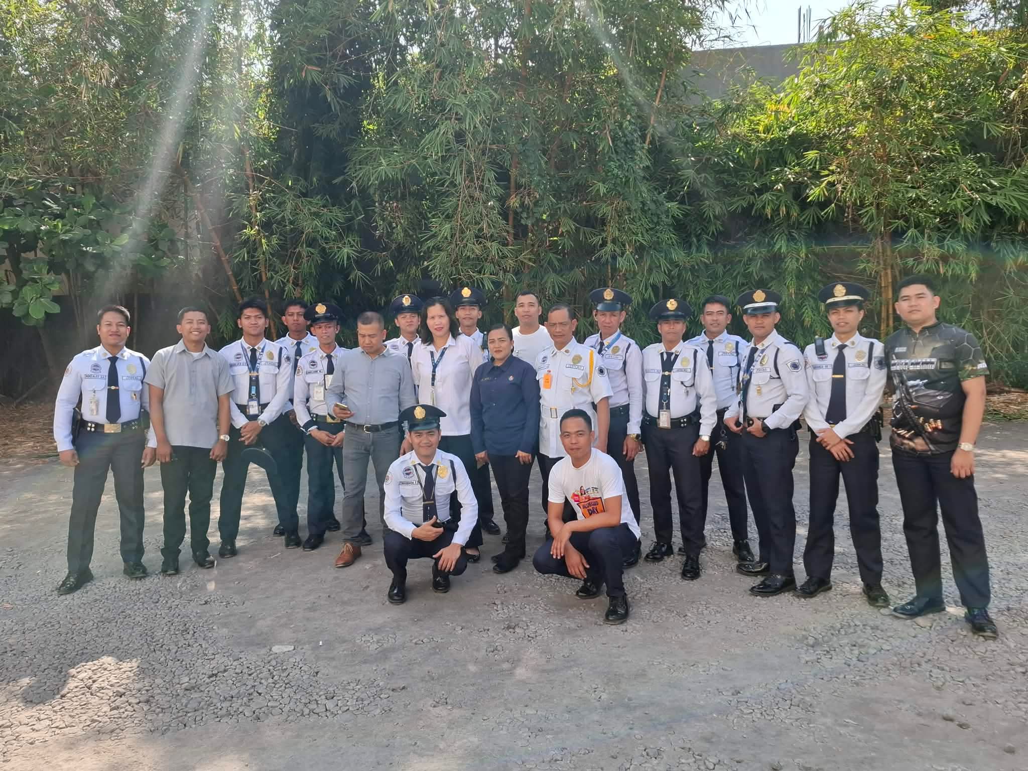 Operations team of 17 personnel at deployment site